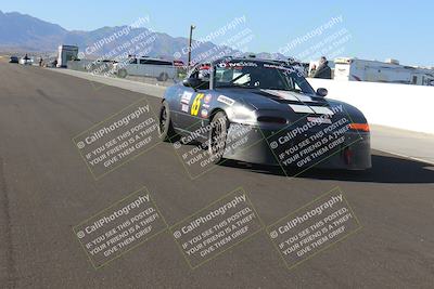 media/Nov-19-2022-Speed Ventures (Sat) [[eb5c8f9508]]/Around the Pits/Pre Grid Race Group/